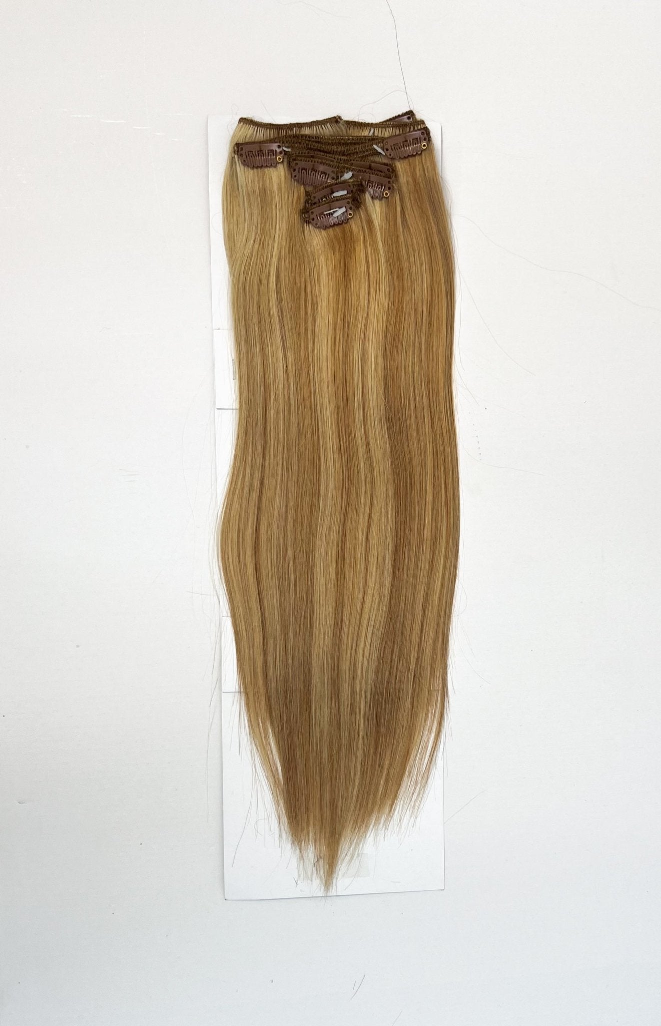 VIP Clip Extensions / Silky Straight 18" (140 g) - ClipeX System
