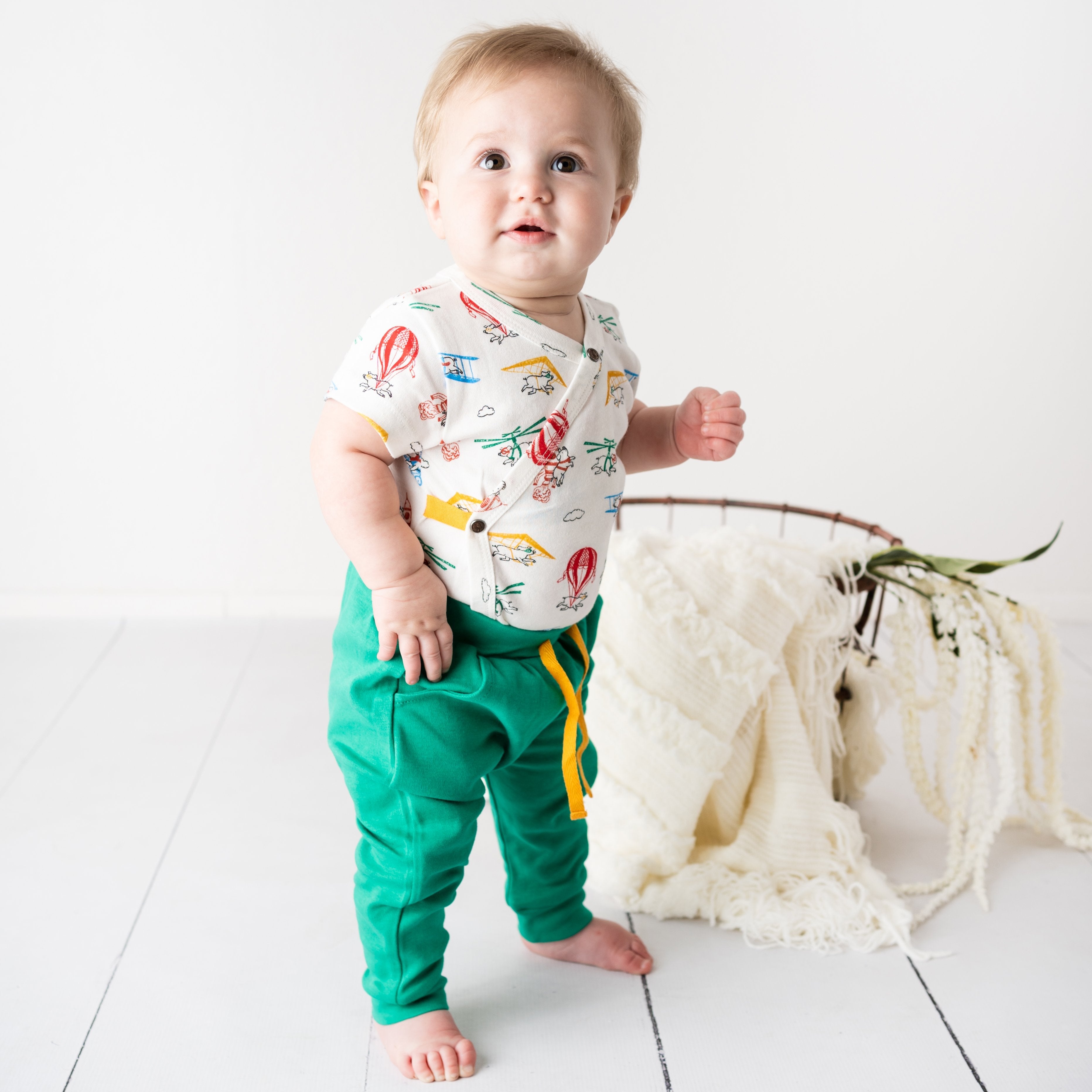 short bodysuit | flying pigs