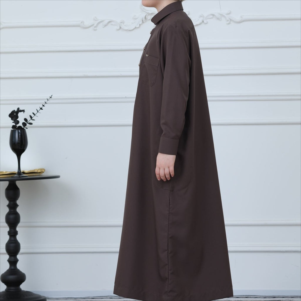 Boys' Classic Thobe with Collar & Pockets(MKB024)