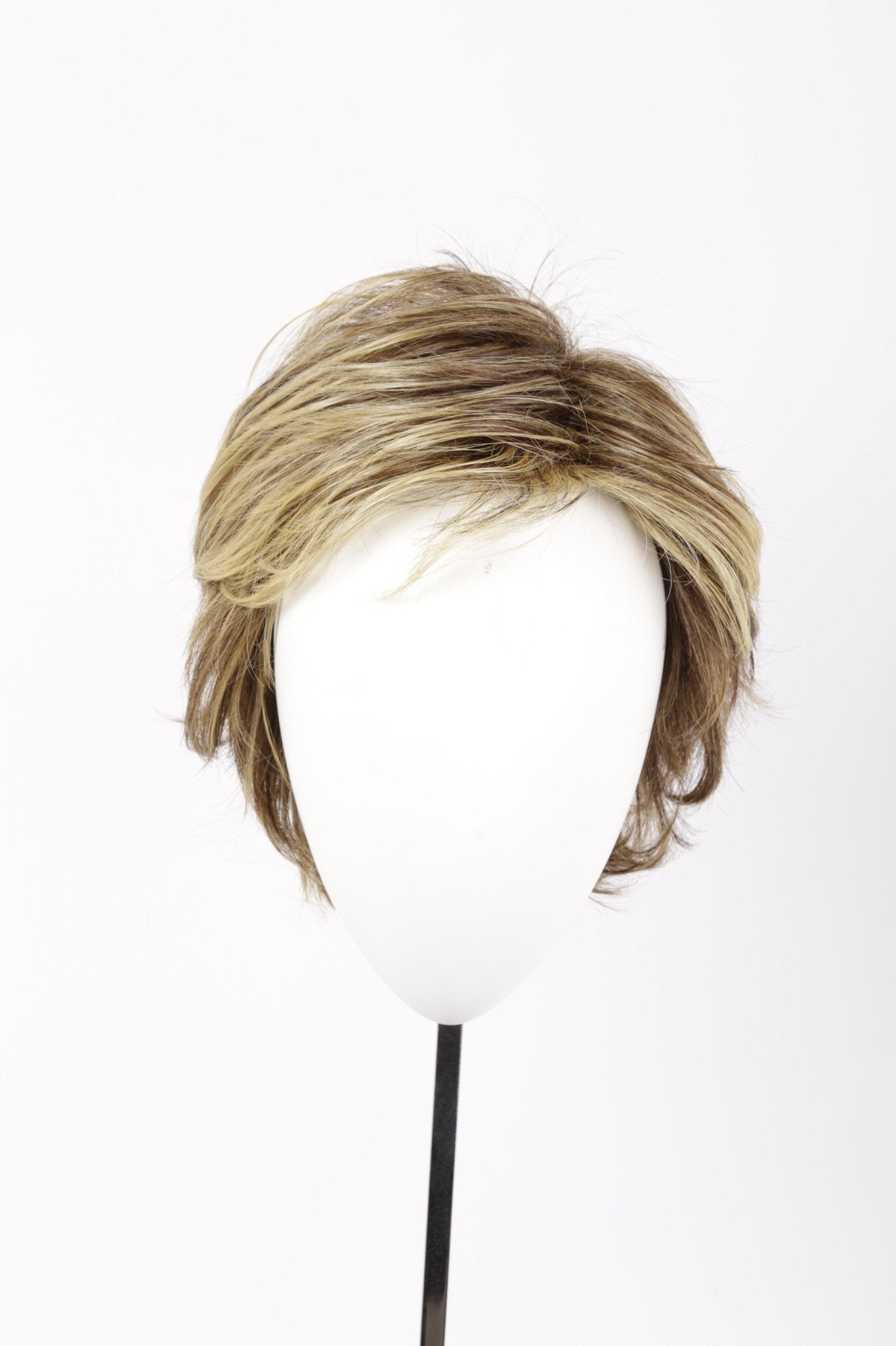 Hairdo Flirty Flip Wig R11s