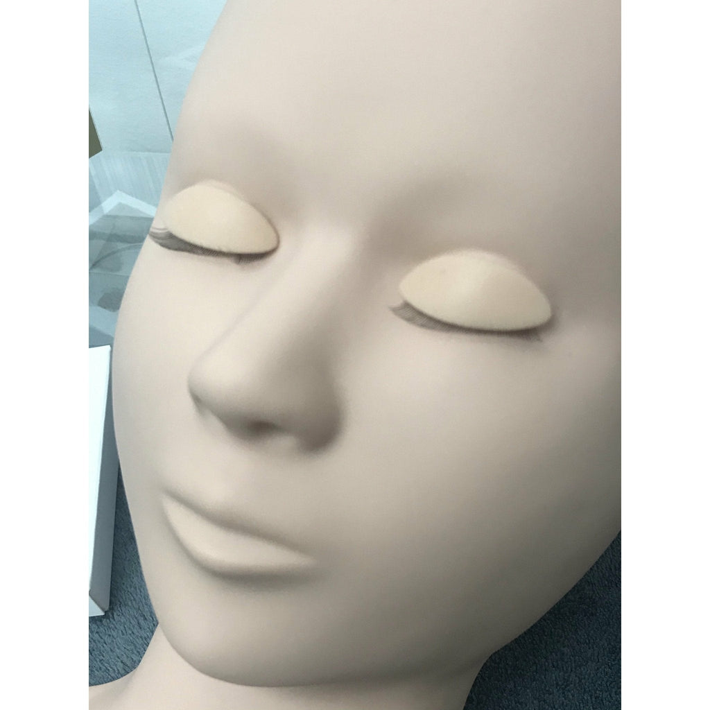 Eyelash Practice Mannequin with 3 Sets of Removable Eyes