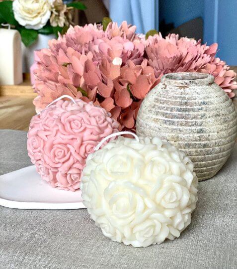 Rose Blossom Sculpture Candle – Hand-Poured Soy Wax | Ivory & Rose Pink